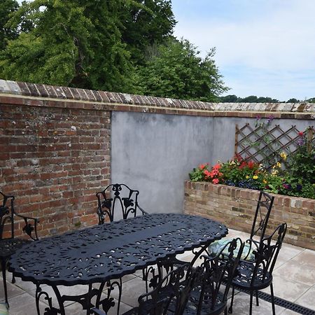 4 Bed Property In Hastings 85519 Guestling Esterno foto