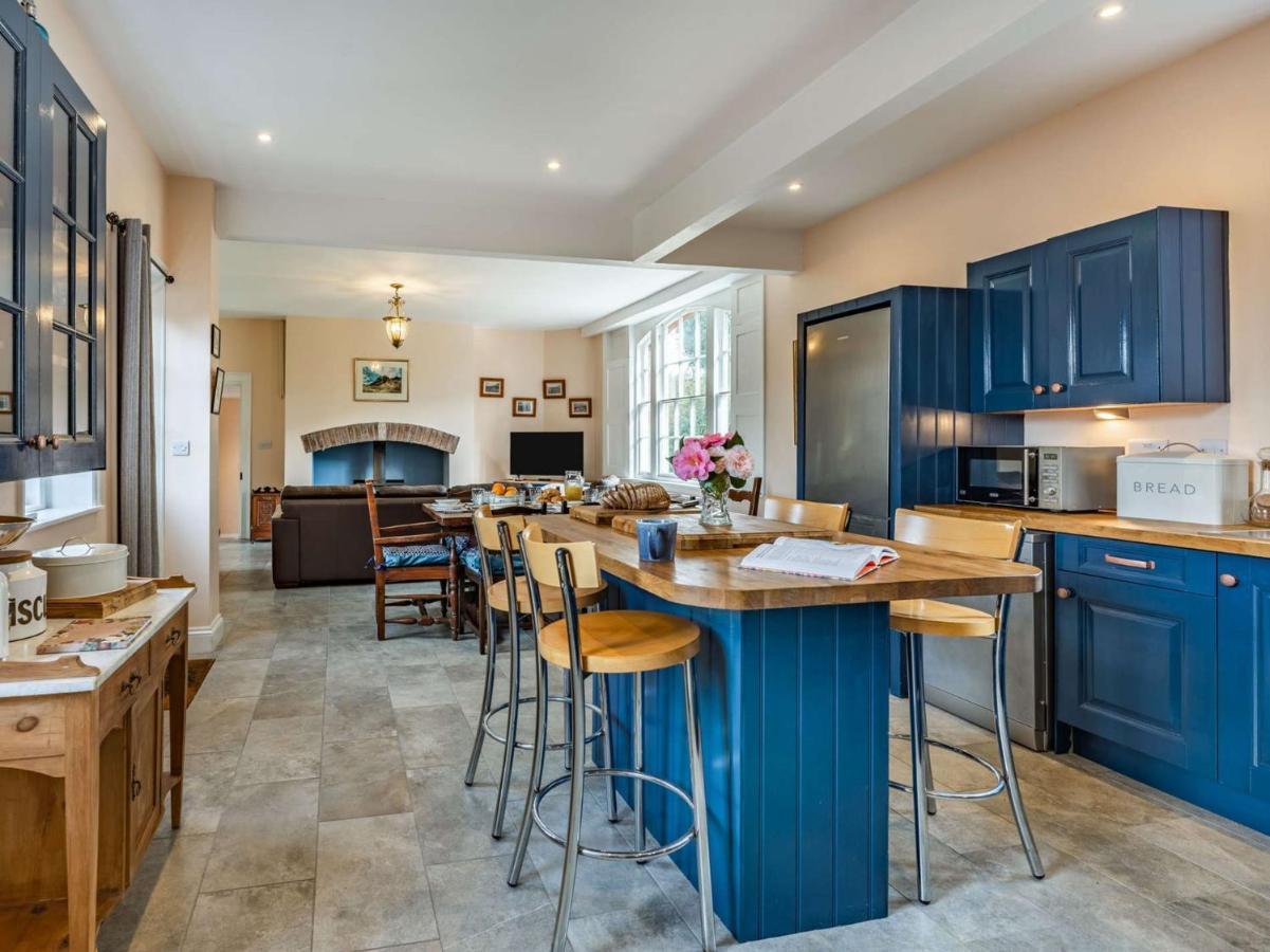 4 Bed Property In Hastings 85519 Guestling Esterno foto